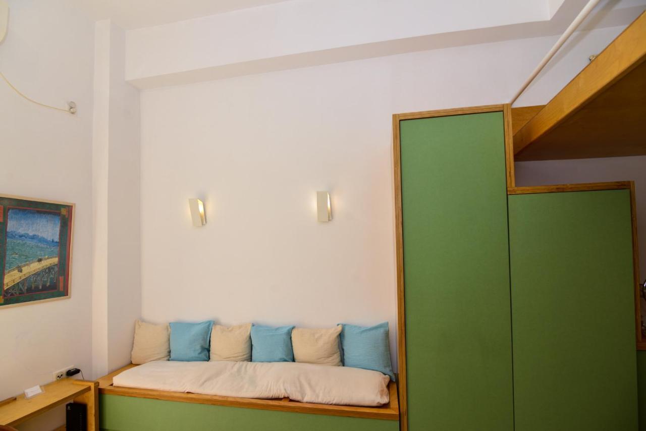 Athens Cozy Studio 4 Min Walk To The Acropolis Hil Exterior photo